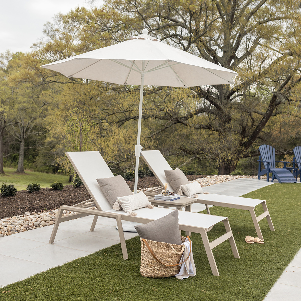 Vida Sling Chaise Lounge - Image 2