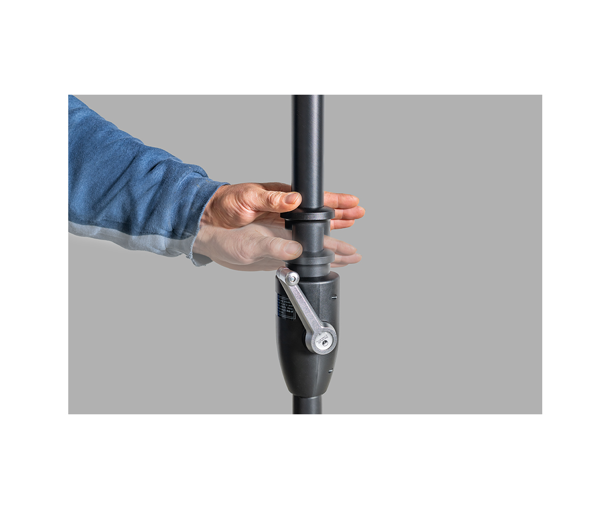 9’ Market Umbrella - Image 3