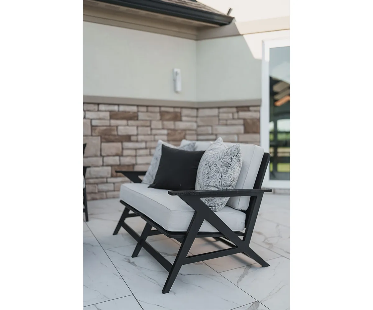 Kinsley Loveseat - Image 3